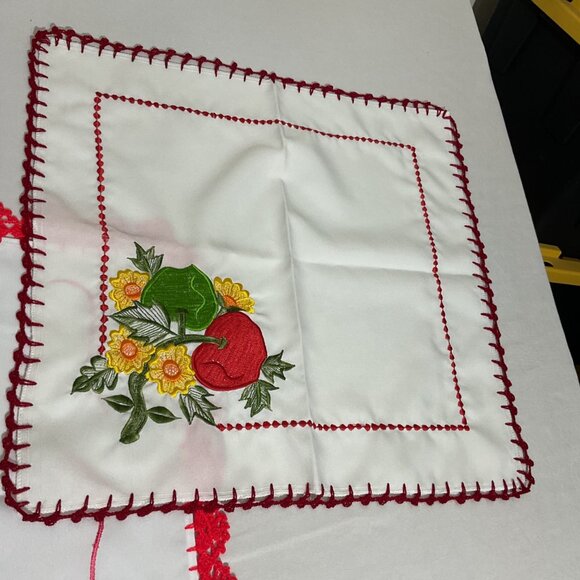 Handmade Embroidered & Crocheted Floral & Fruit Decorative Linen Napkins Set Of - Picture 3 of 7